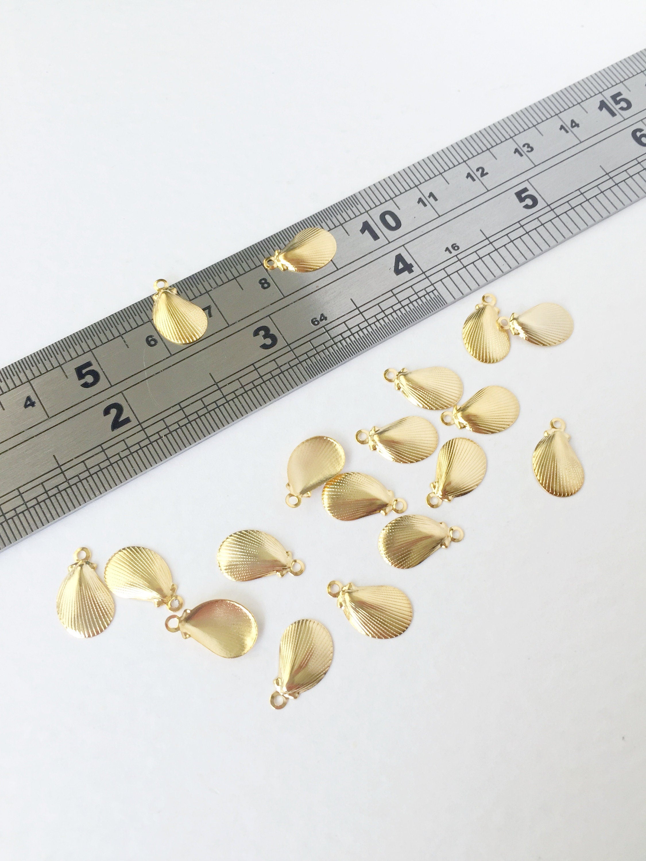 10 x Gold Plated Stainless Steel Shell Charms, 12x8mm