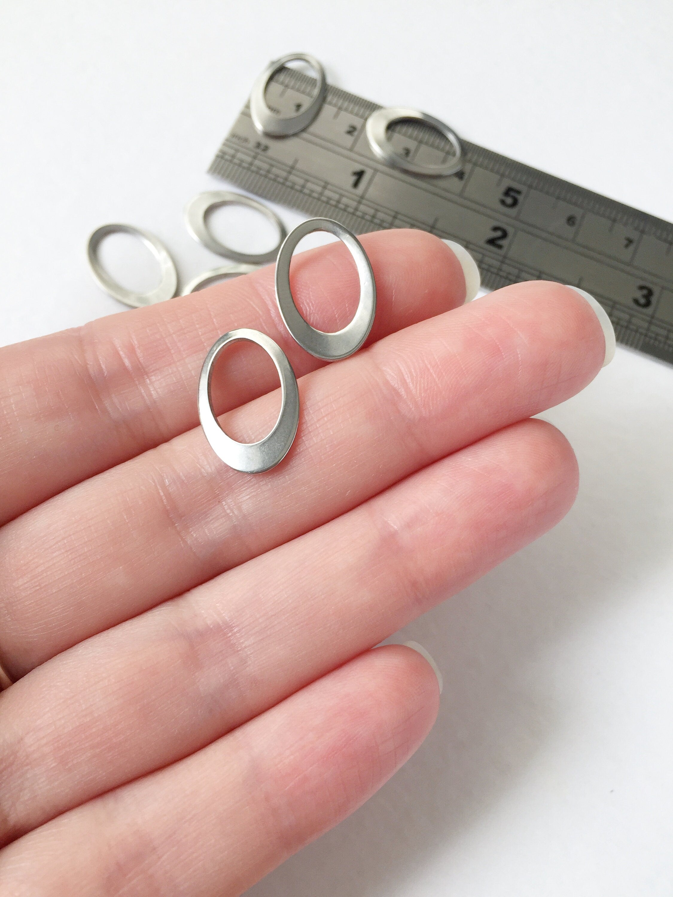 10 x Stainless Steel Oval Drop Connectors, 18x12mm (0602S)