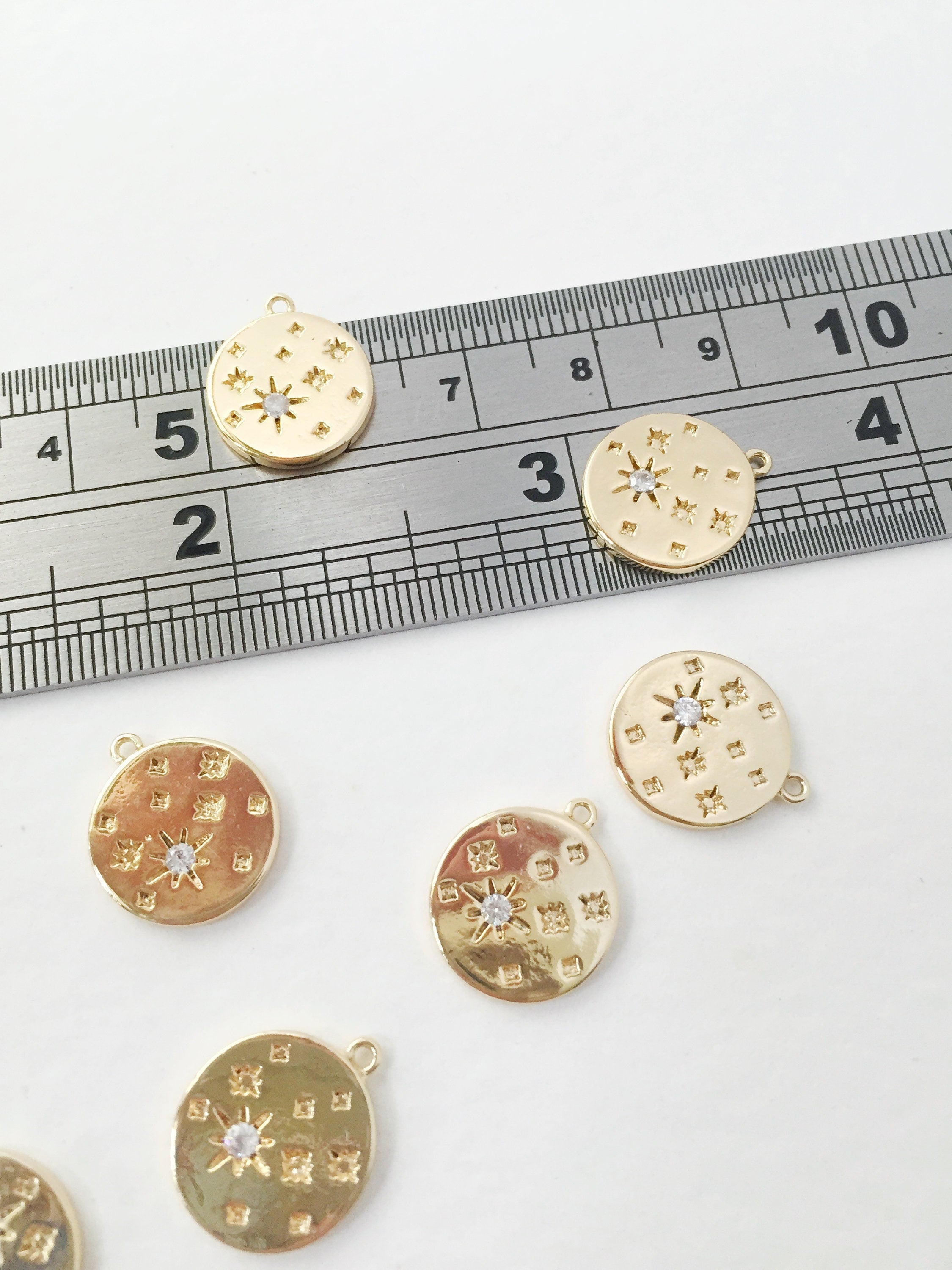 1 x 18K Gold Plated Coin Shaped Star Pendant with Cubic Zirconia, 13x11mm (0122)