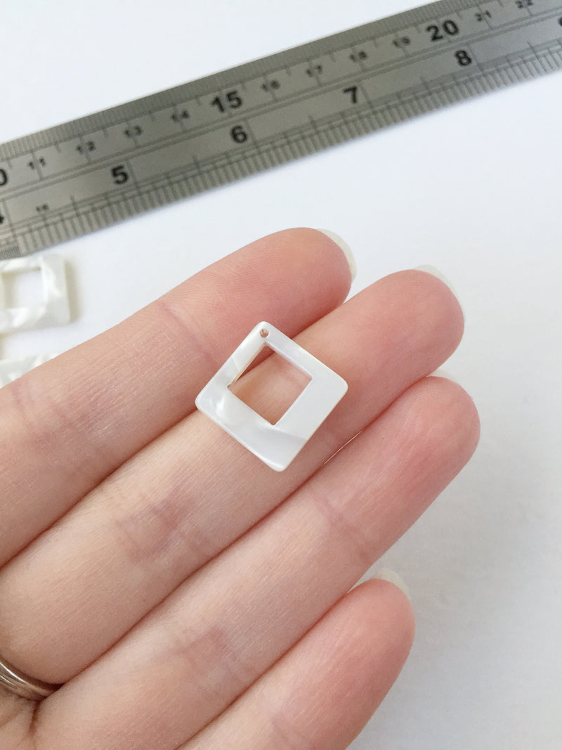 6 x Mother of Pearl Effect Open Rhombus Pendants, 20x14mm (0658)