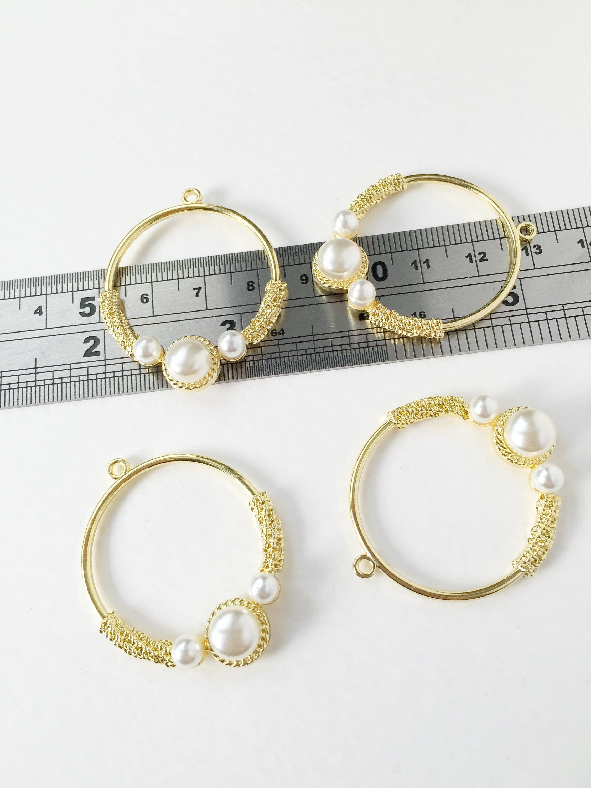 2 x Gold Plated Pearl Hoop Pendants, 41x35mm (0867)