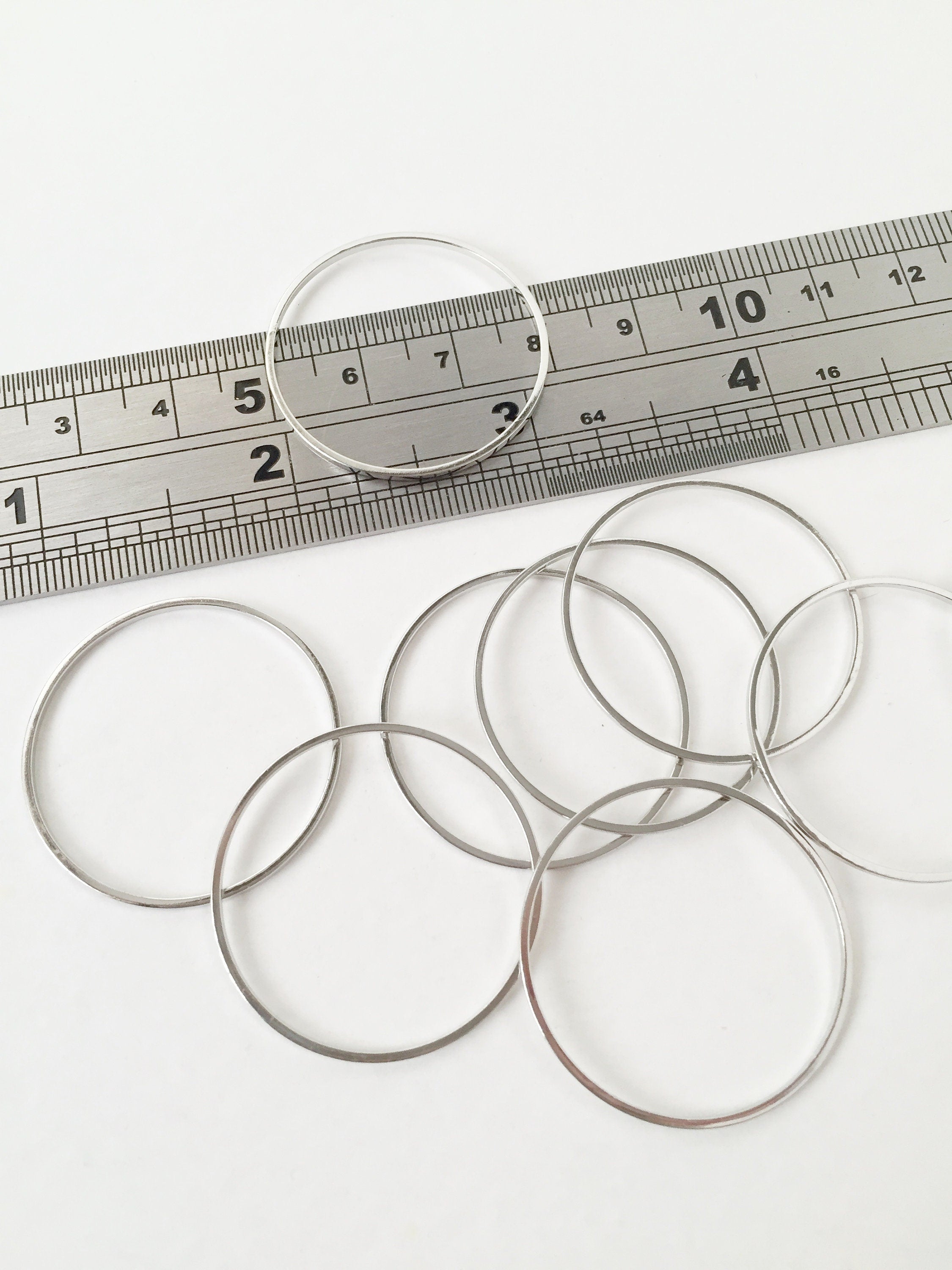 10 x Platinum Tone Round Linking Rings, 30mm (2462)