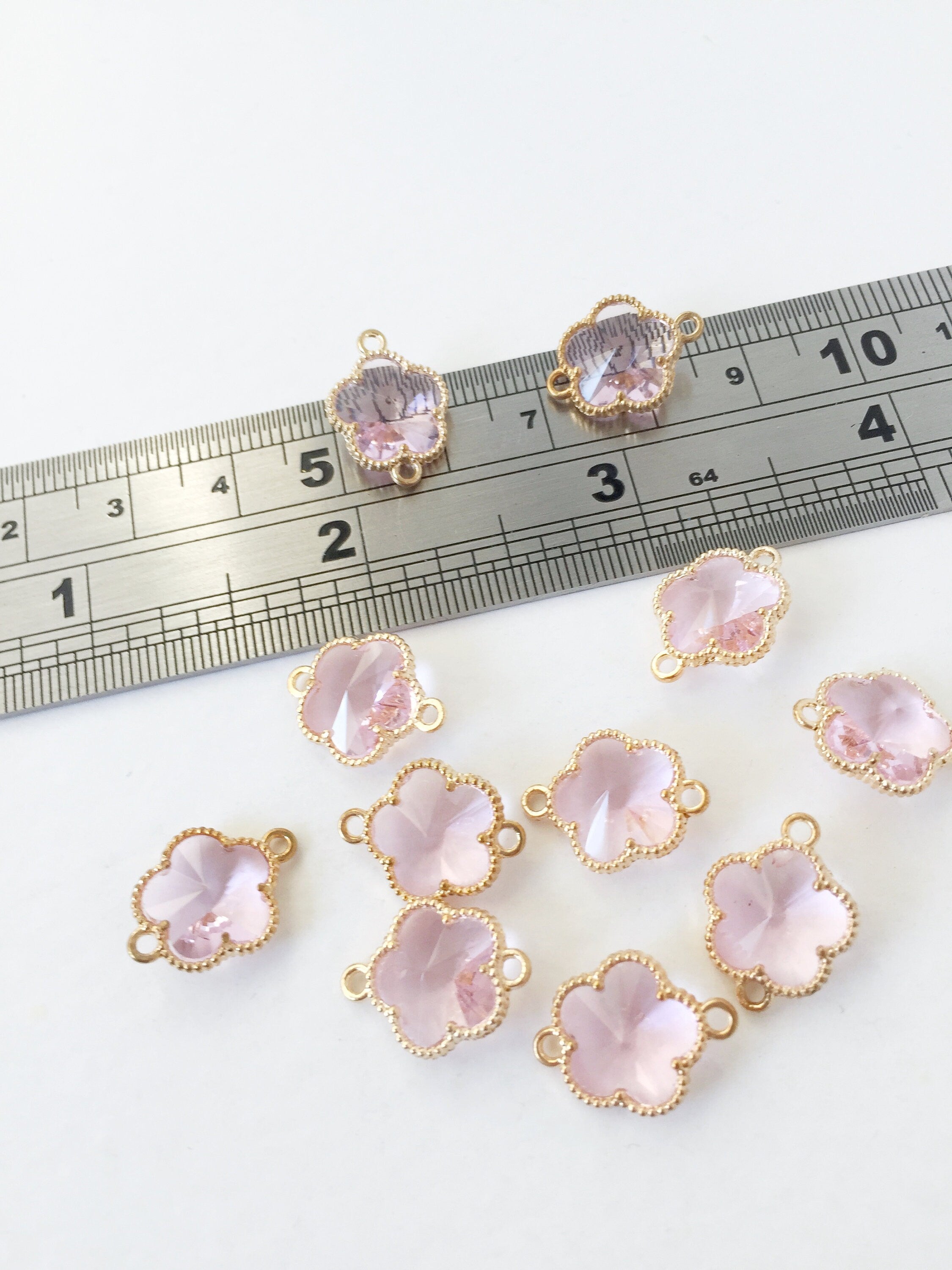 2 x Gold Plated Faceted Pink Glass Flower Connectors, 16x12mm (1052)