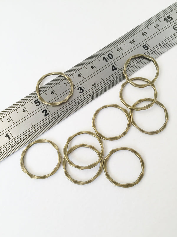 10 x Bronze Twisted Round Connectors, 22mm Bronze Linking Rings (1485)