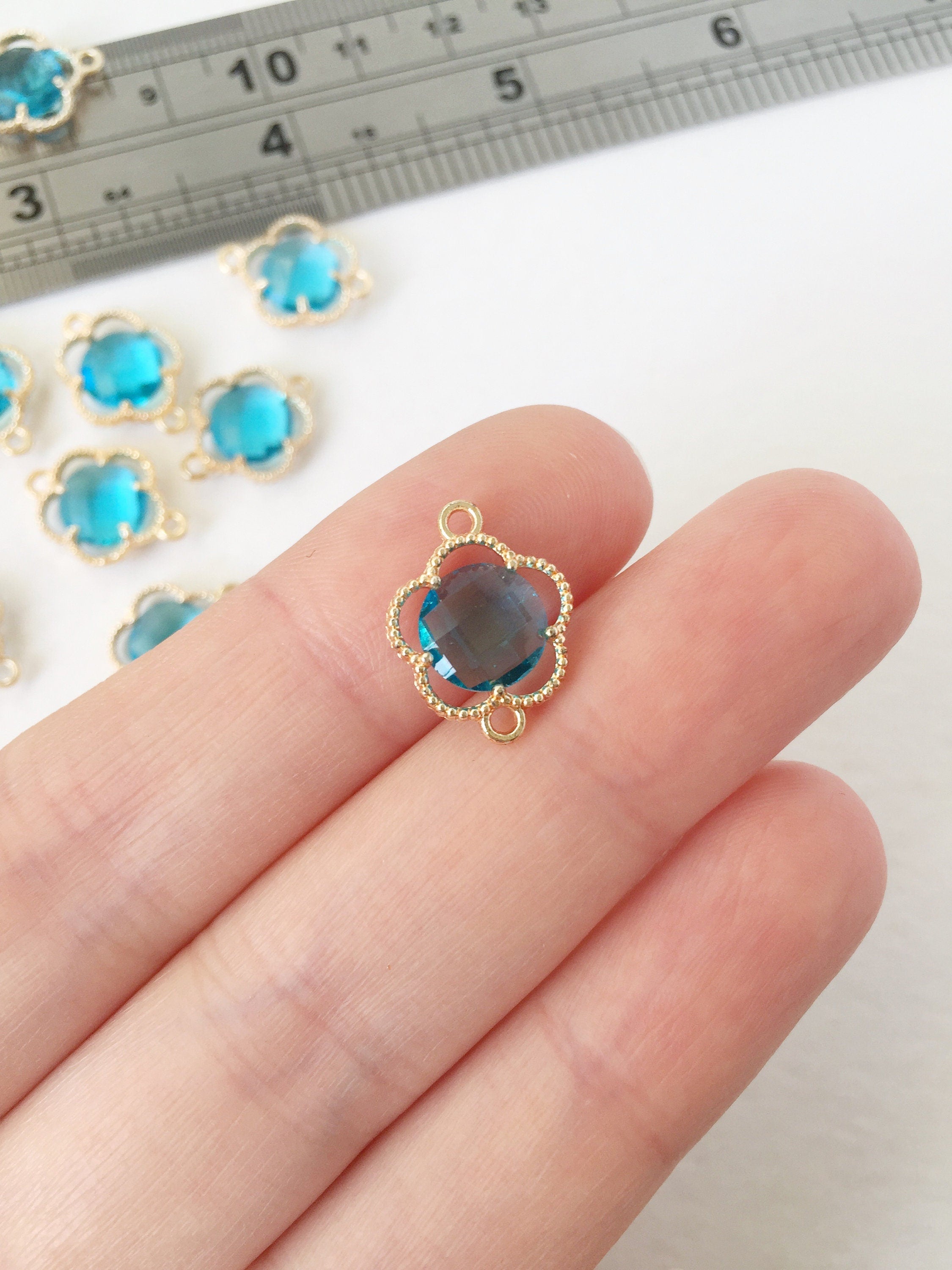 2 x Gold Plated Light Turquoise Faceted Glass Flower Connectors, 16x12mm (1058)