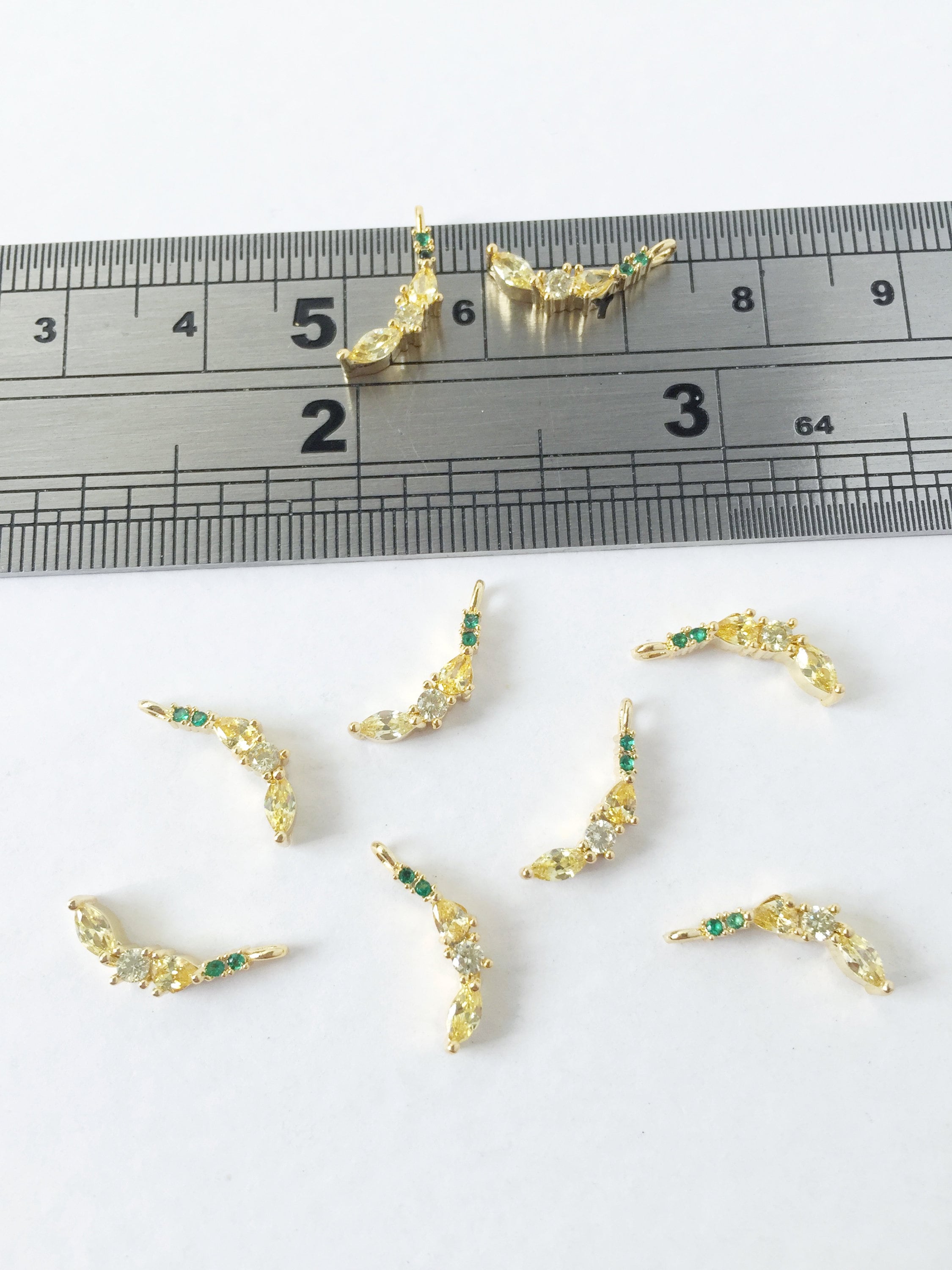 1 x 18K Gold Plated Banana Charm with Cubic Zirconia, 14x4.5mm (1514)