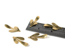 4 x Raw Brass Leaf Pendants, 35x17mm (C0091)