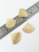 4 x Textured Raw Brass Fan Pendants, 29x27mm (C0033)
