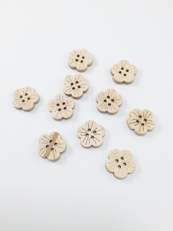 10 x Coconut Shell Flower Buttons, 15mm Sew-on 4 Hole Wooden Buttons
