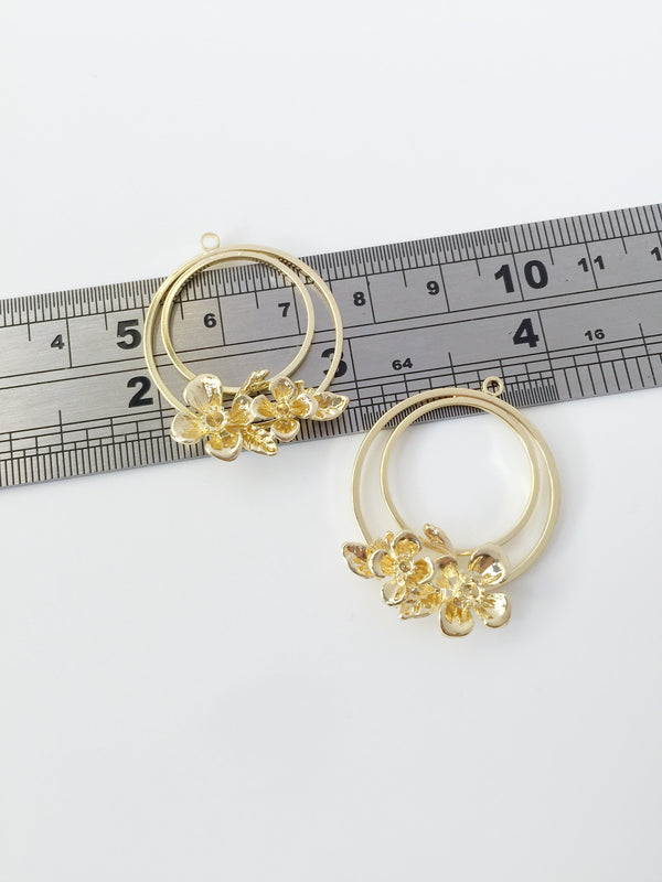 2 x Gold Plated Double Hoop Pendants with Flower, 24x31mm (1674)