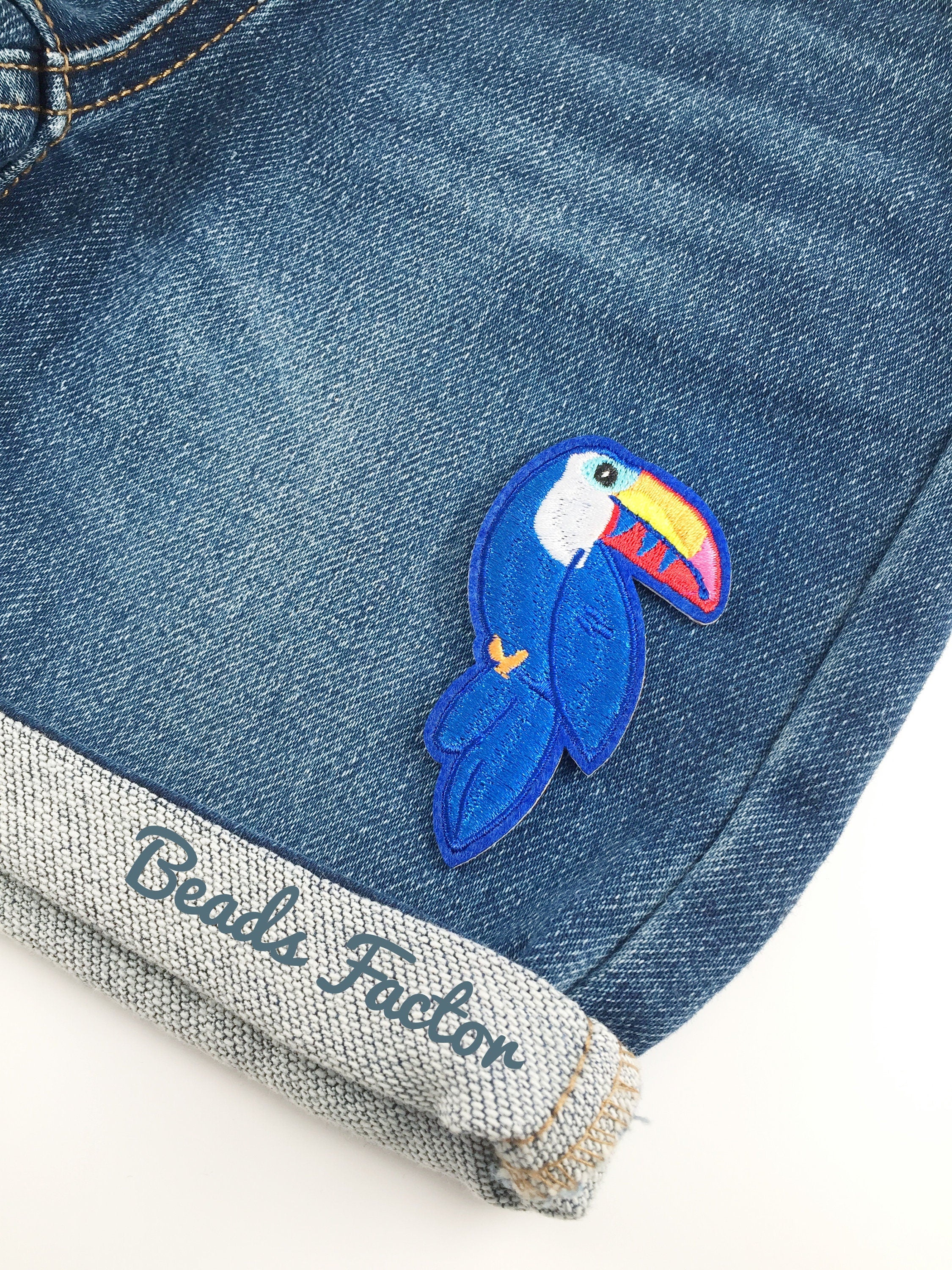 Toucan Iron-on Patch, Exotic Bird Embroidery Badge (P090)
