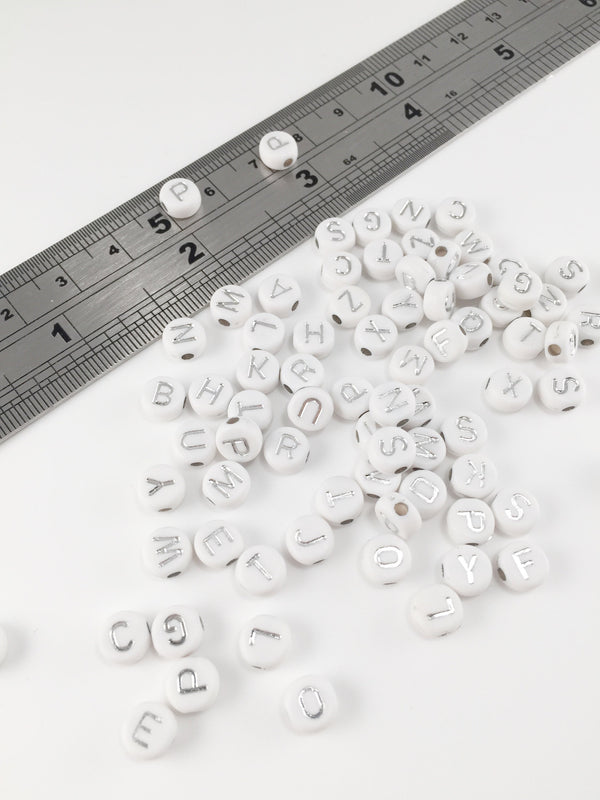 100 x White and Silver Alphabet Beads, 7mm Acrylic Letter Spacer Beads (1871)