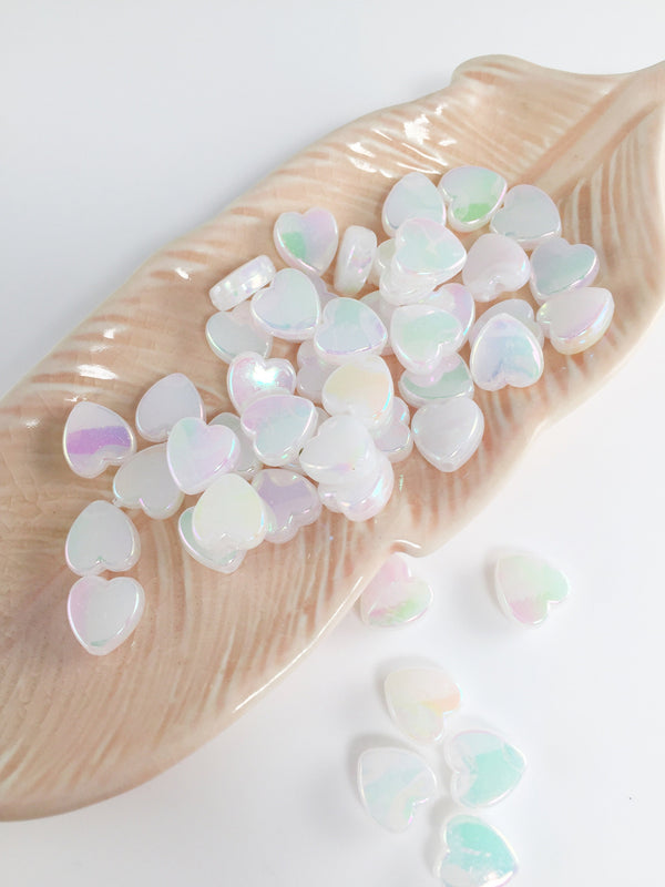 100 x Iridescent White Flat Heart Beads, 9x8mm (3080)