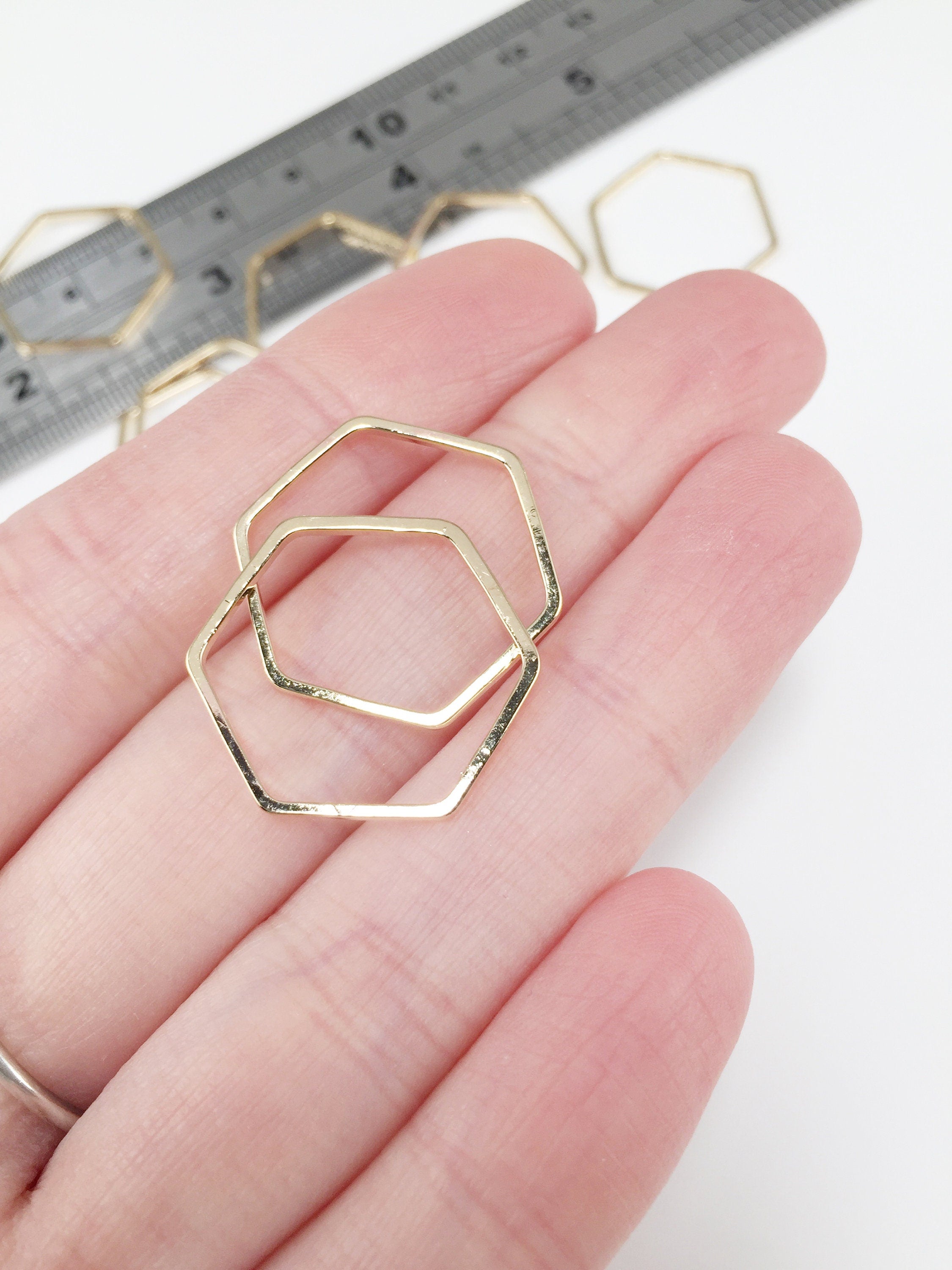 10 x Gold Tone Brass Hexagon Connectors, 20x23mm (3094)