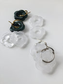 2 x Marbled White Resin Flower Beads, 26mm Flower Charms for Hoop Earrings