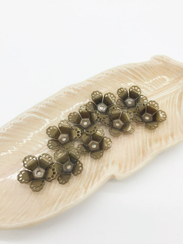 10 x Bronze Flower Bead Caps, 16.5mm