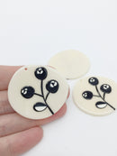 1 x Ivory Abstract Flower Acrylic Pendant, 42x39mm (2318)