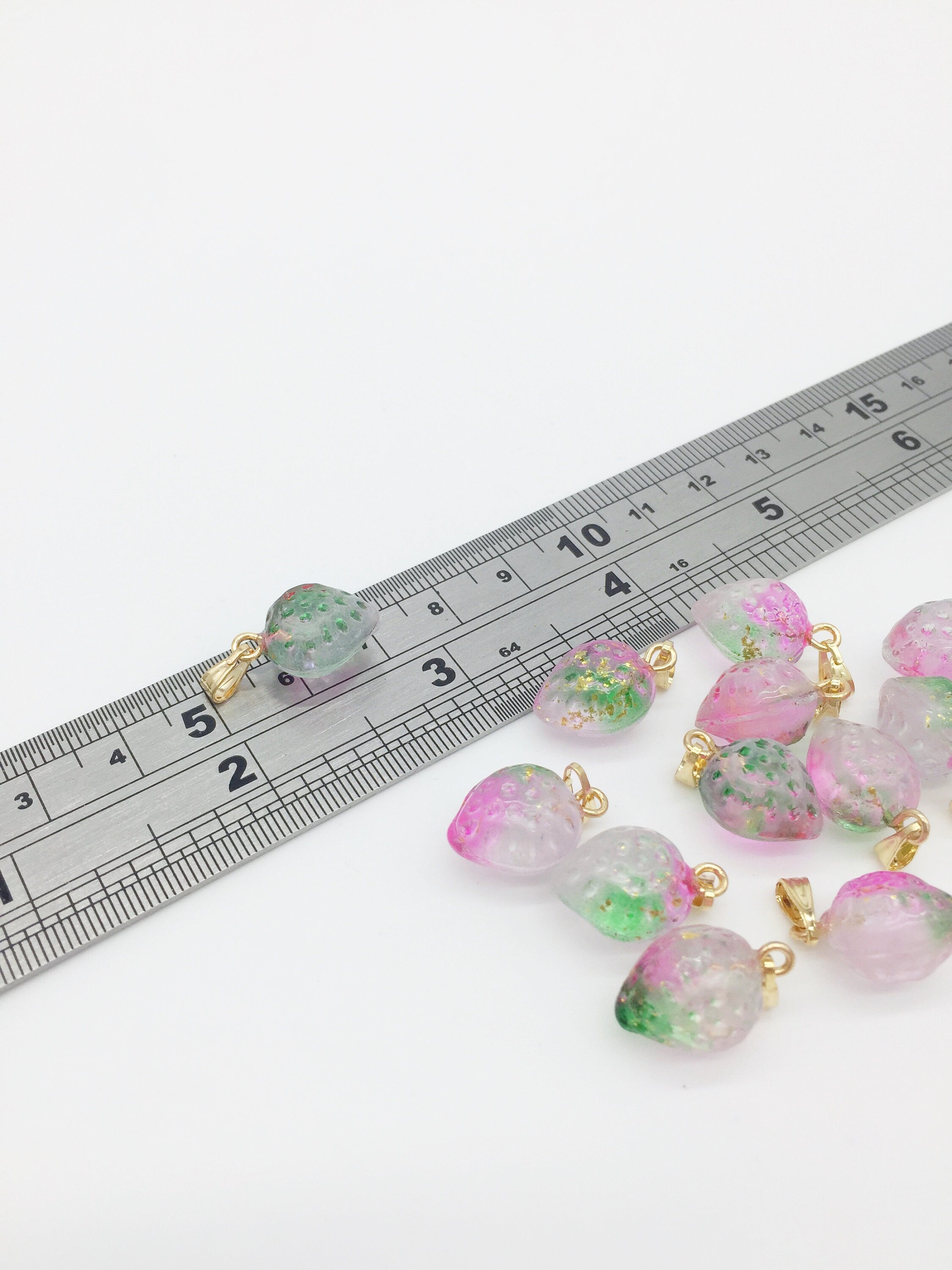 2 x Pink and Green Glass Strawberry Pendants, 16x12mm (0327)