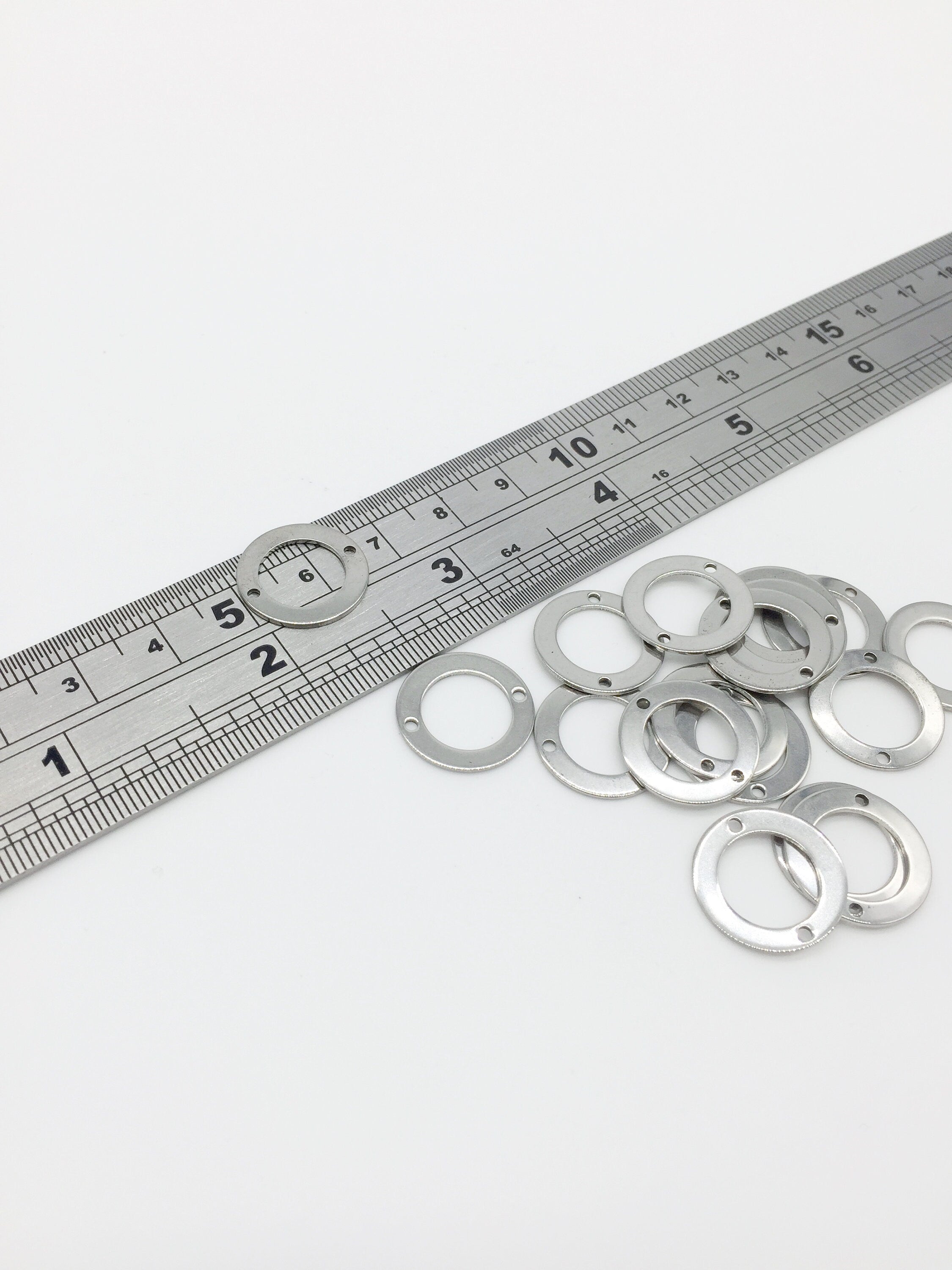 10 x Smooth Stainless Steel Round Connectors, 16mm