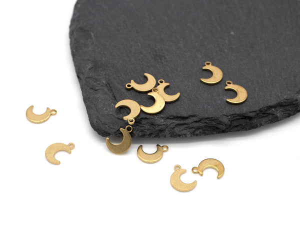 12 x Tiny Raw Brass Crescent Moon Charms, 11x8mm (C0057)