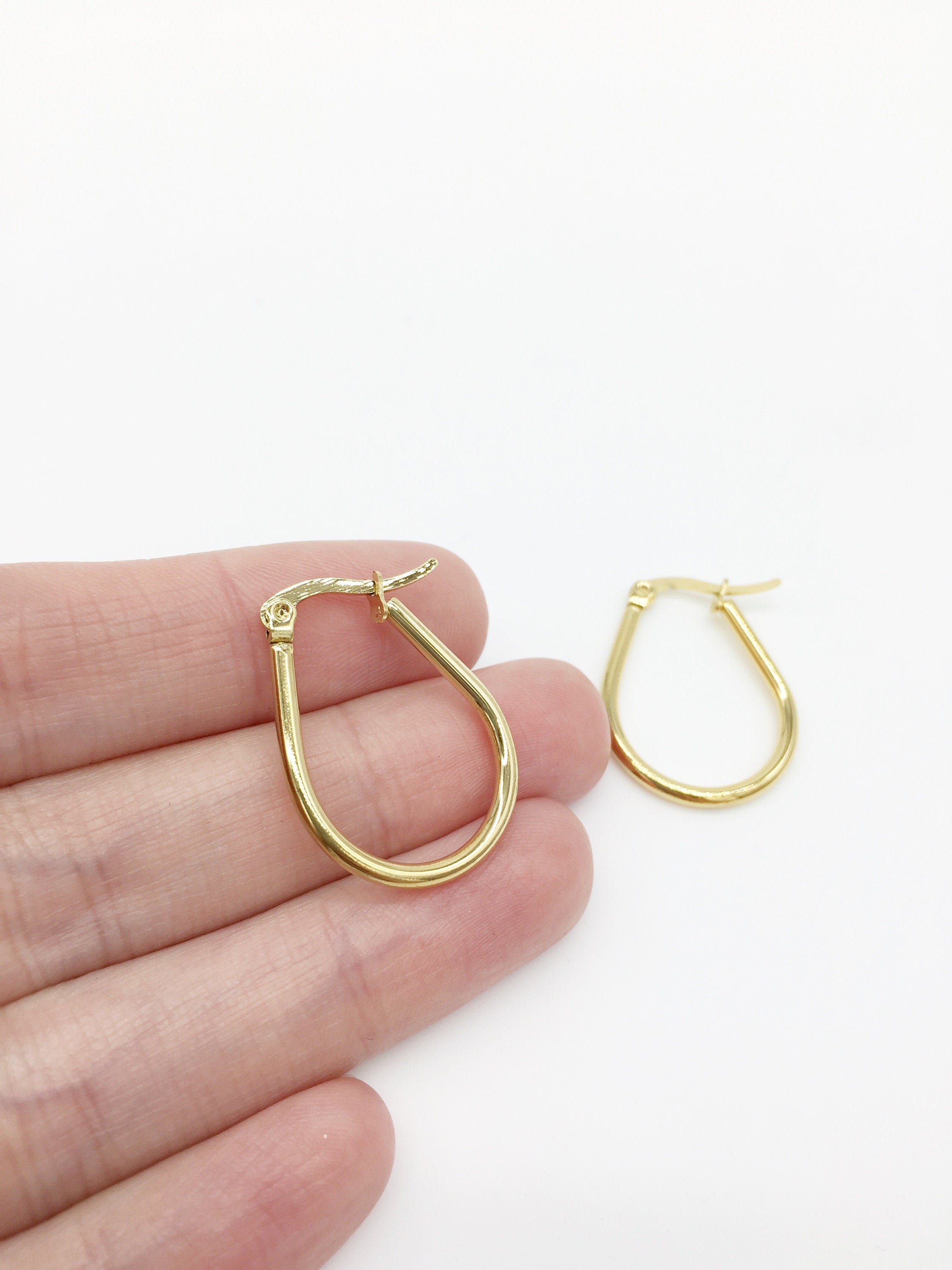 1 pair x Gold Plated Stainless Steel Tubular Teardrop Earring Blanks, 19x25mm (1736)