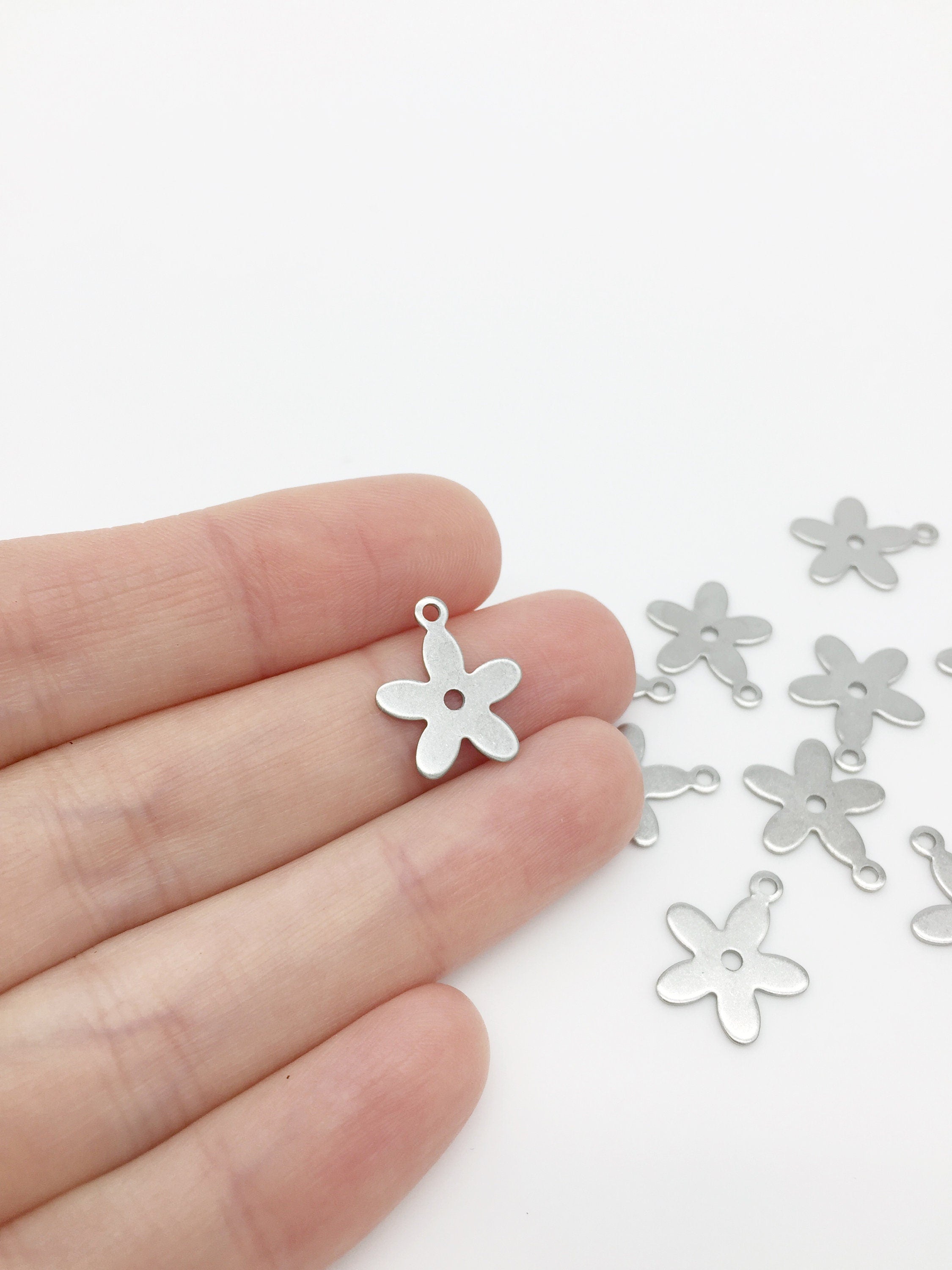 16 x Stainless Steel Flower Charms, 16x13mm (3295)