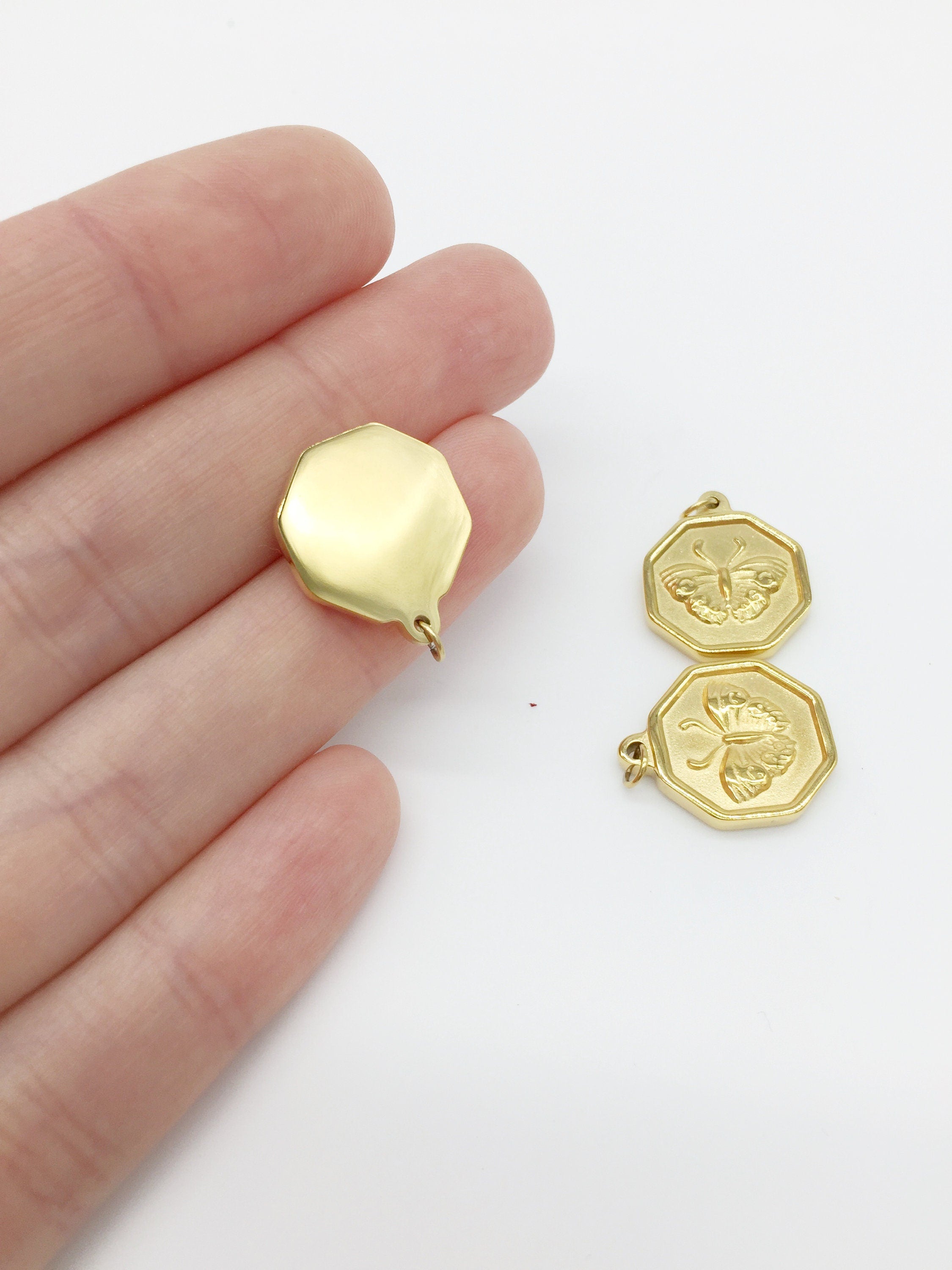 1 x Gold Plated Hexagon Butterfly Charm, 18x15mm (3272)