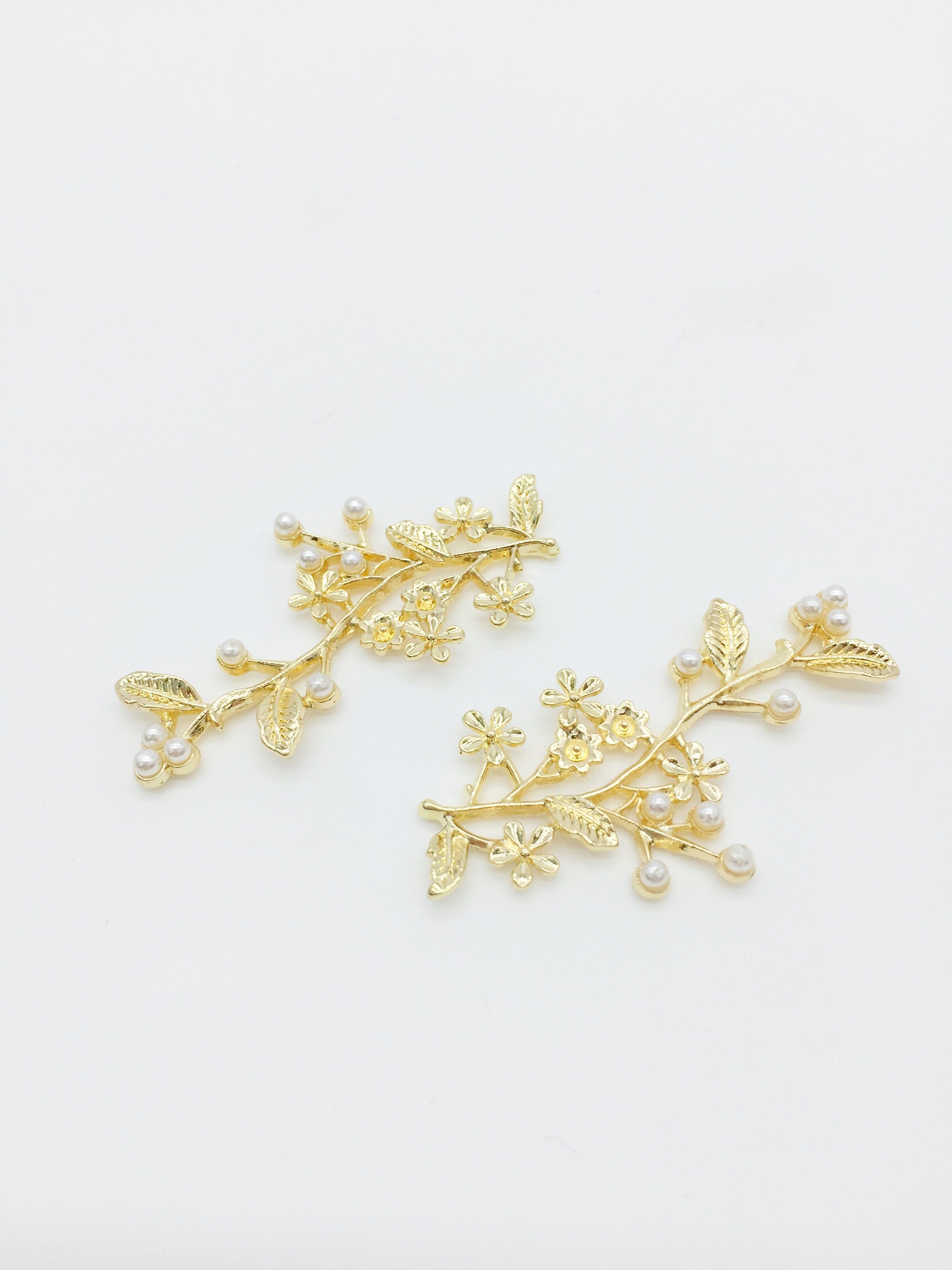 2 x Gold Flower Branch Charms, 50x24mm (3518)