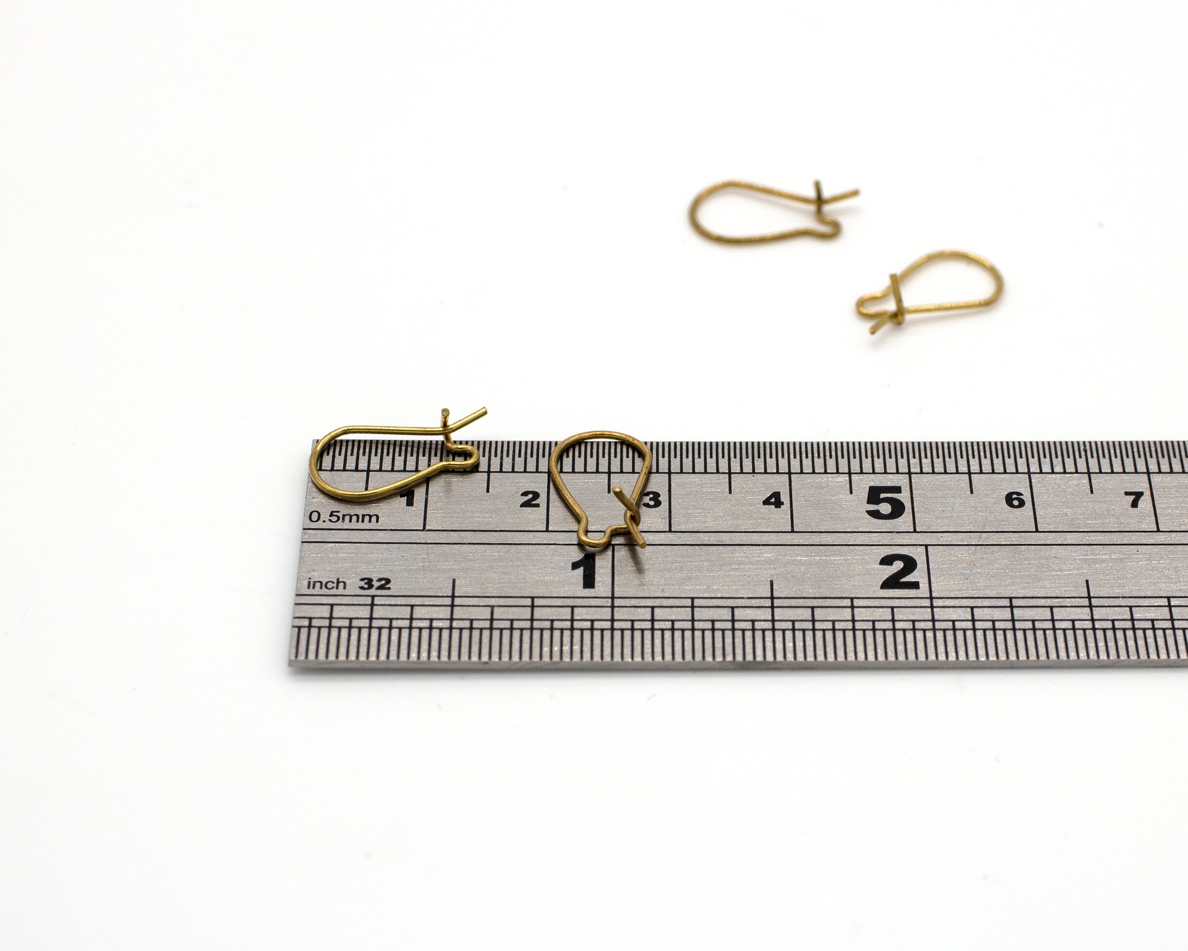 25 pairs x Raw Brass Kidney Ear Wire, 15mm (C0646)