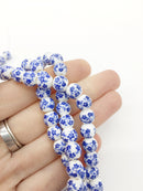 12 x Ceramic Round Beads with Blue Floral Pattern, 8mm (3245)