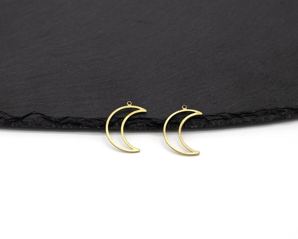 8 x Raw Brass Open Crescent Moon Charms, 26x18mm (C0105)