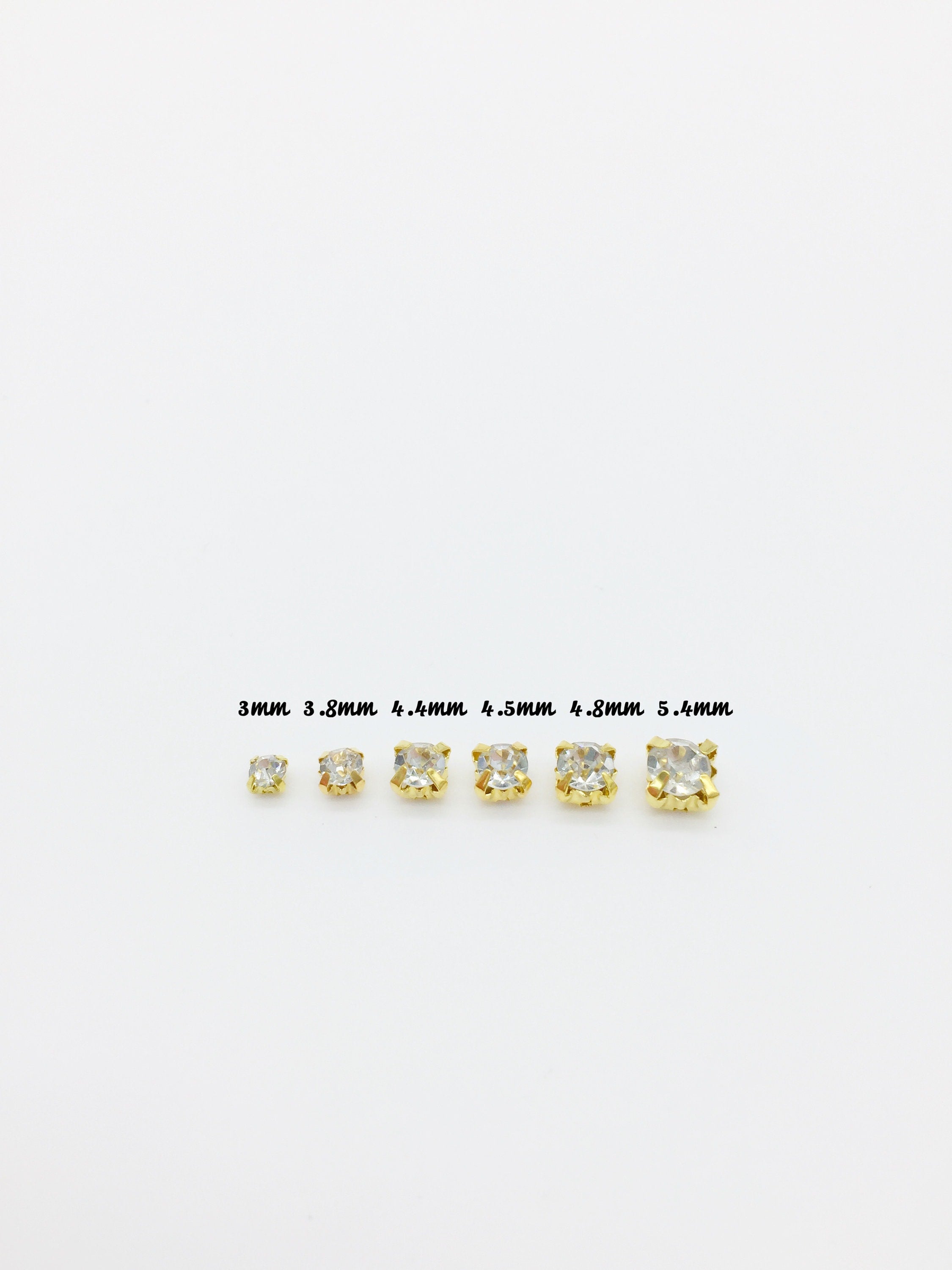 72 x Clear Glass Rhinestones in Gold Sew-on Setting, 4.5mm (1826)