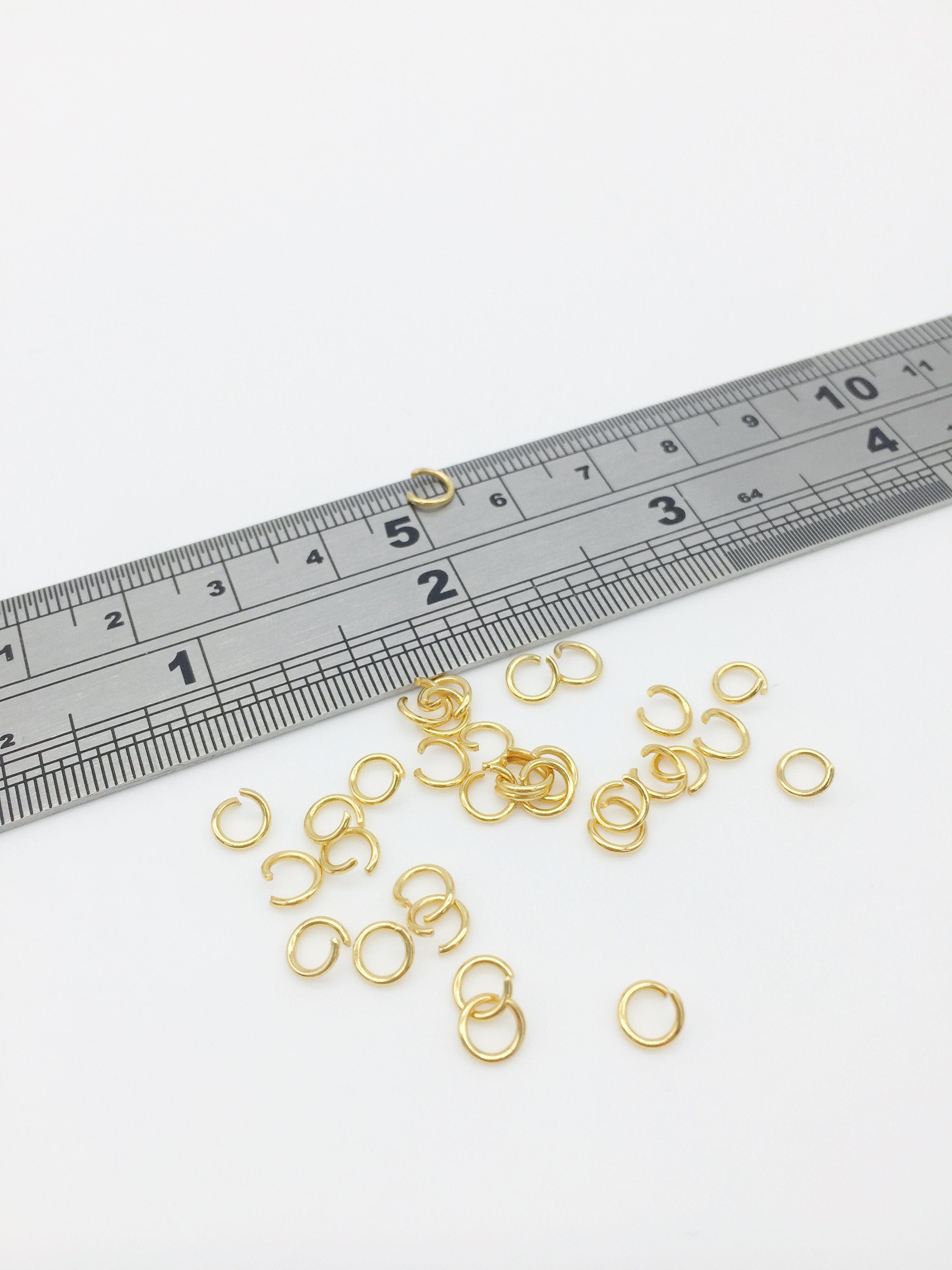 100 x Gold Plated Stainless Steel Jump Rings, 5x0.8mm (3307)