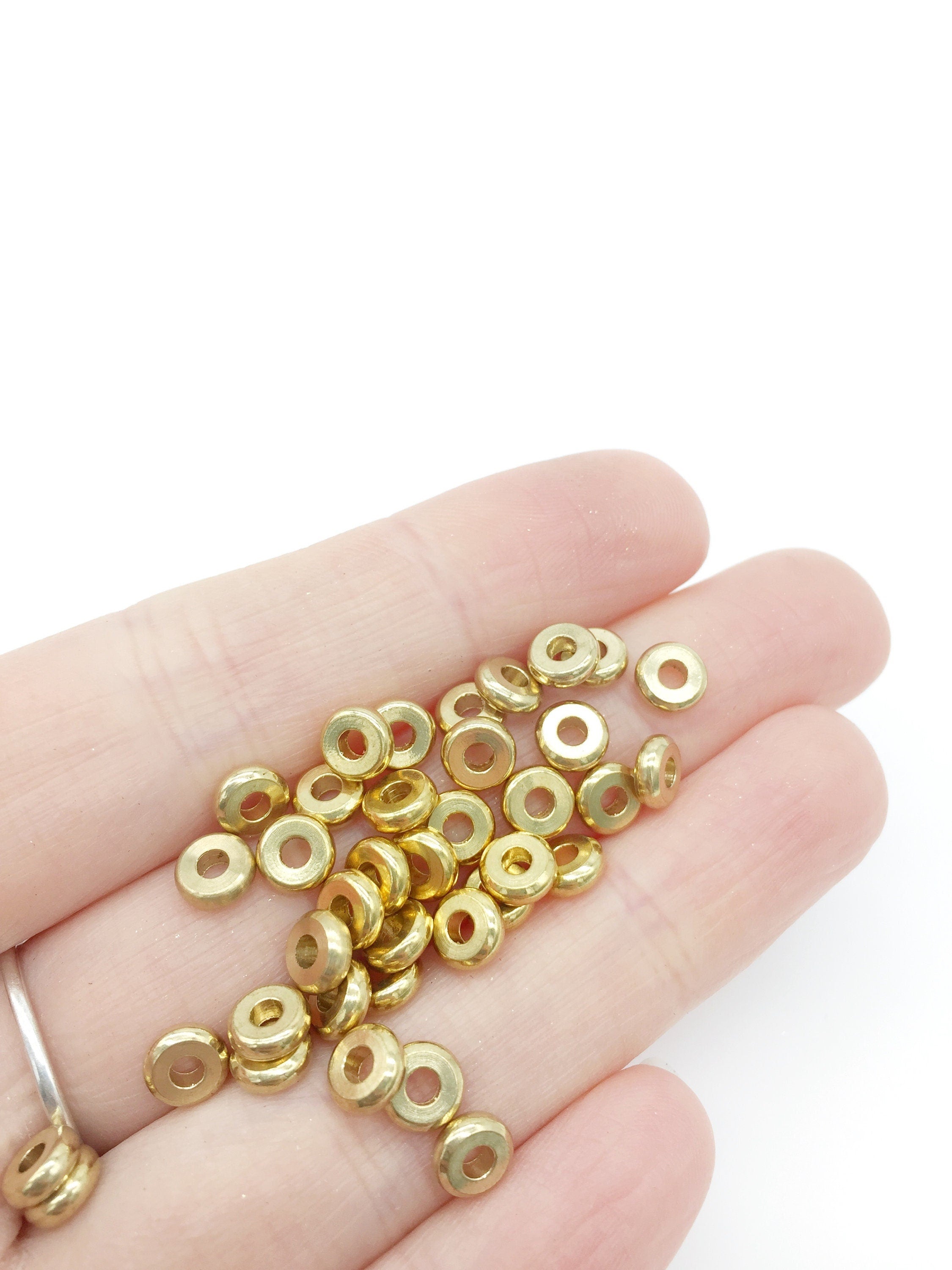 50 x Raw Brass Solid Flat Round Spacer Beads, 6x2mm (0056)