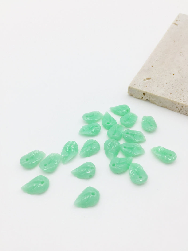 10 x Jade Green Carved Coral Leaf Charms, 11.5x7mm (0259)