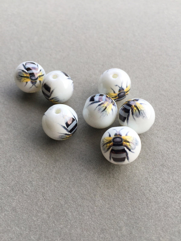 2 x Porcelain Beads with Honeybee Pattern, 12mm (3656)